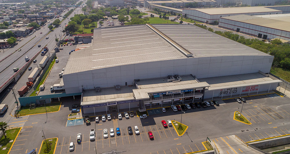 ADOSA, CENTRO DE DISTRIBUCIÓN Y DE NEGOCIOS Y PLAZA COMERCIAL